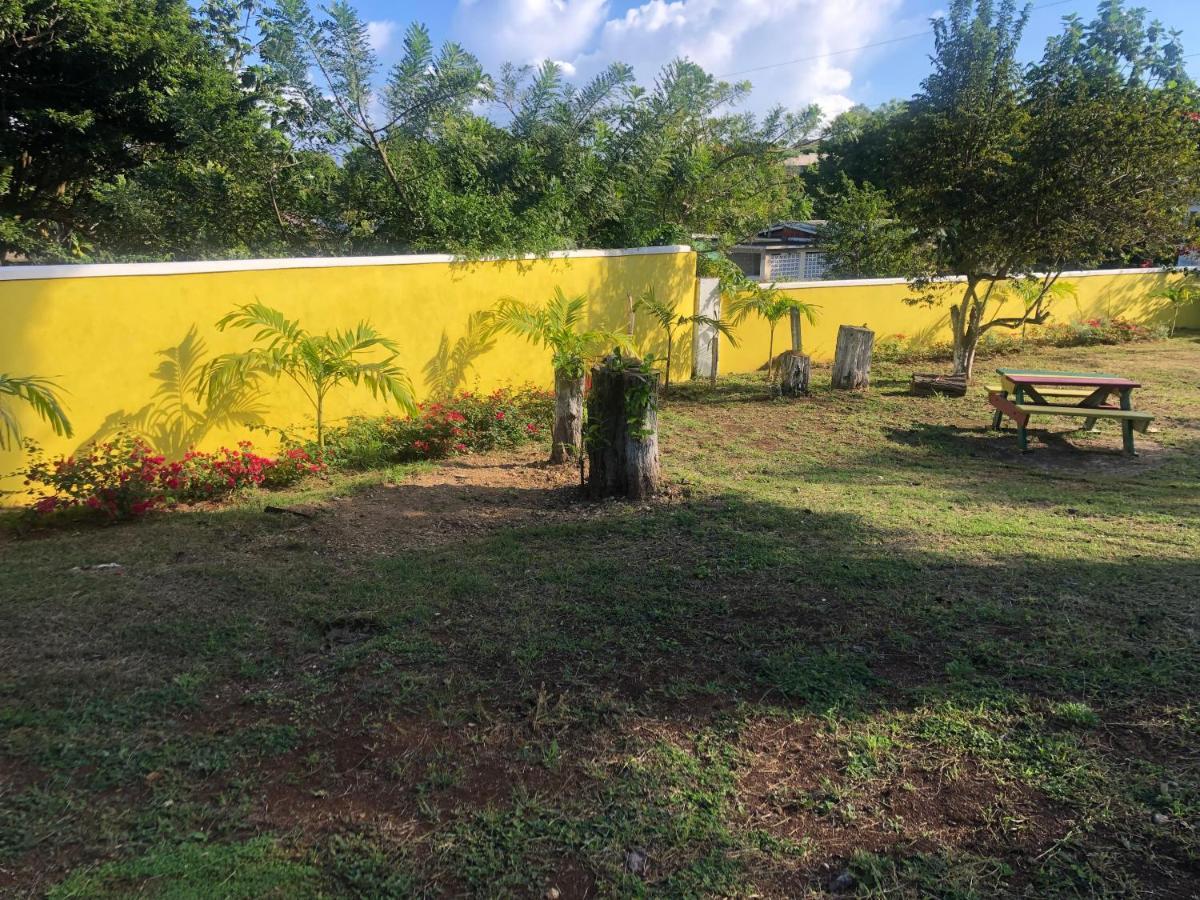 Pura Vida Jamaica Hotel Falmouth Exterior photo
